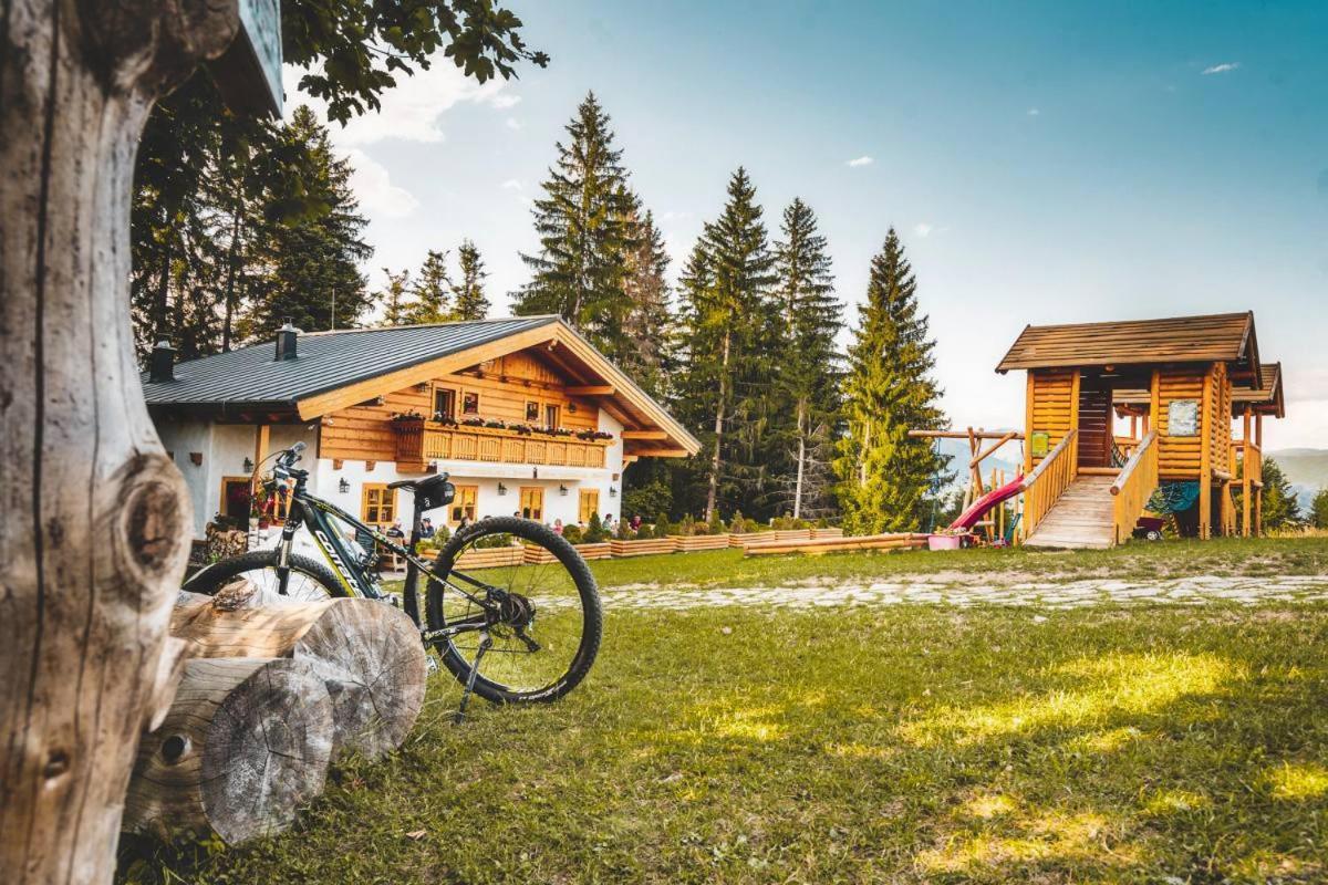 Resort Biela Skala - Chata Chopok Jasna Juh Bystrá Eksteriør bilde